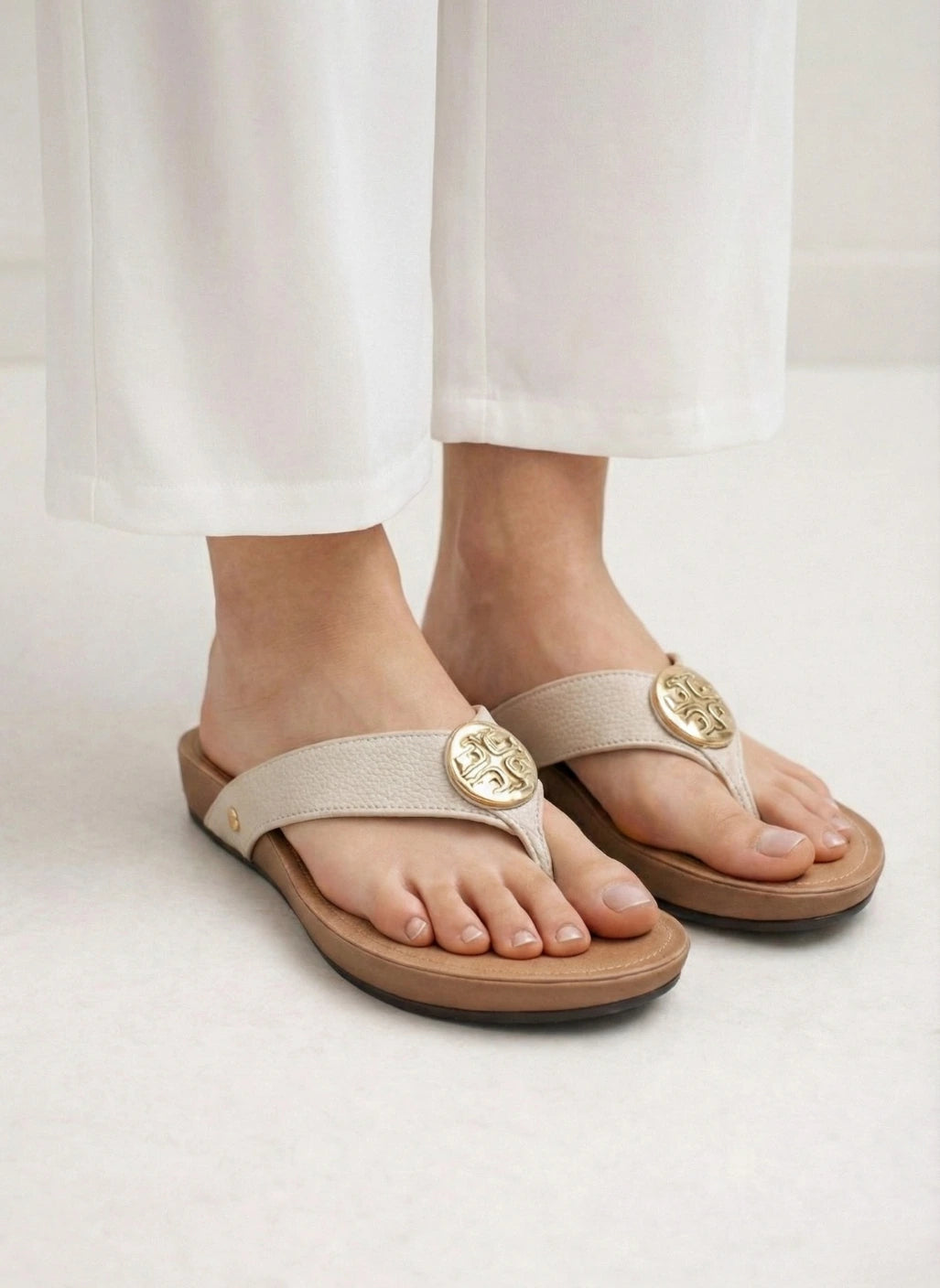 Kanzo Aura Toe-Ring Wedge Sandals for Women | Elegant Comfort Slip-On Heels Secondary image