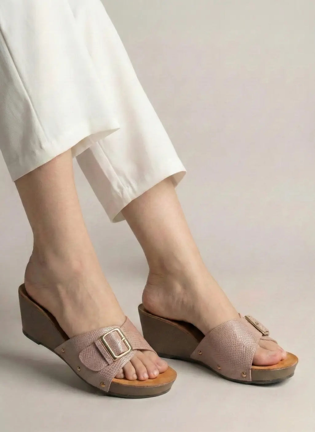 Kanzo Women's Adjustable Buckle Wedge Slides – Lightweight Comfort Sandals