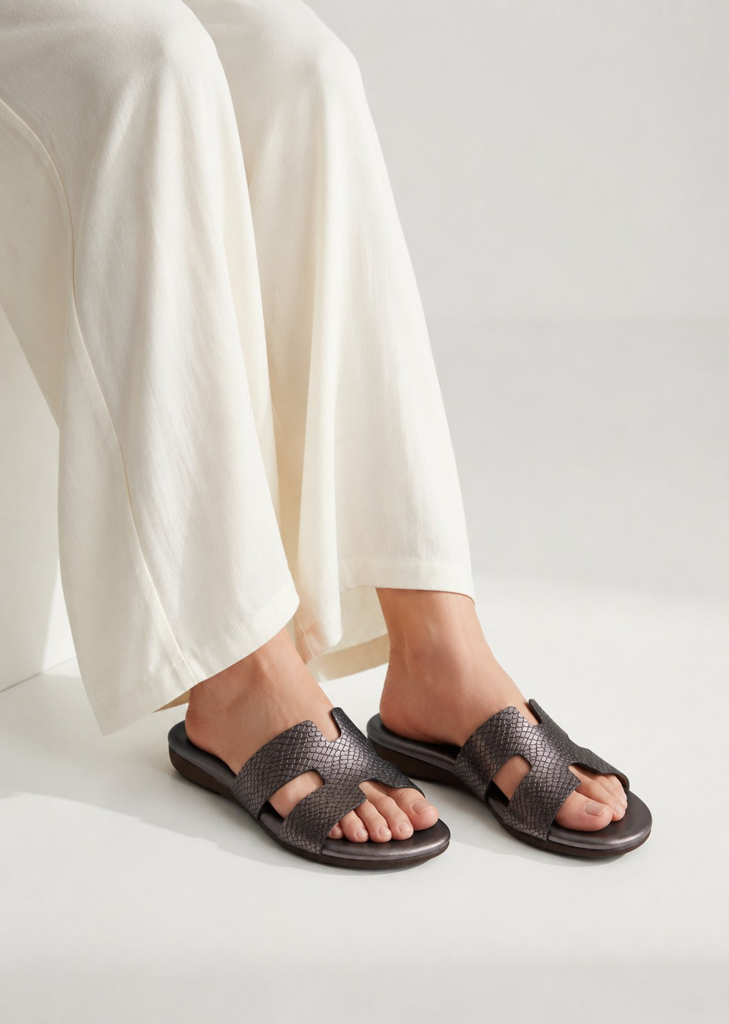 HAVEN H-CUT SLIDES